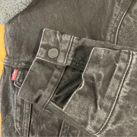 Levi's Denim Sherpa Jacket - Picture 5 of 8